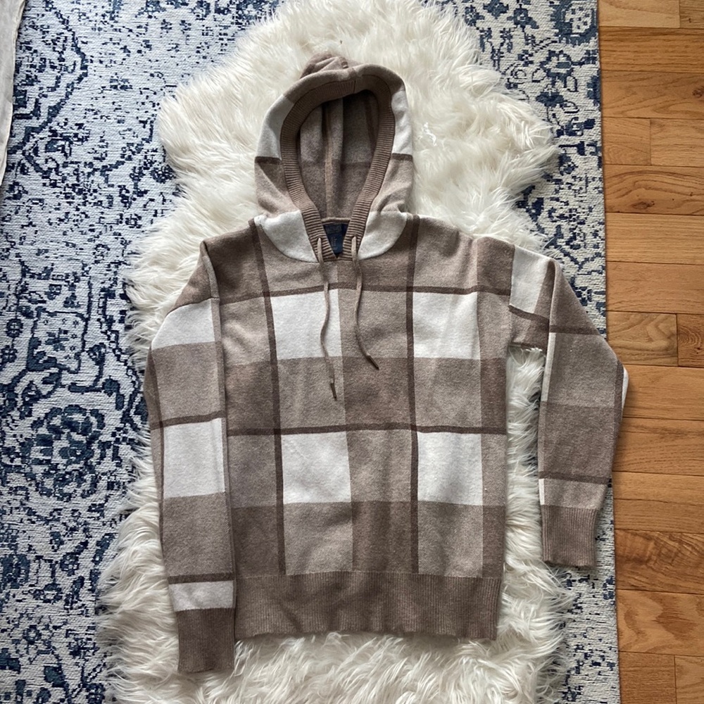 Rachel Hoodie sweater